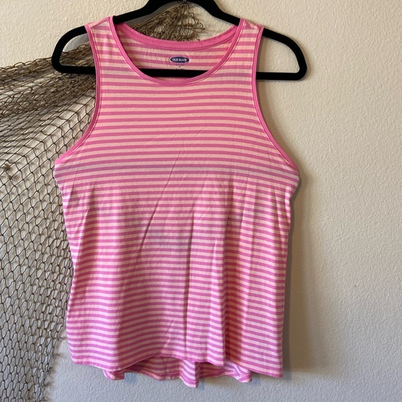 5/$10❤️❤️❤️Old Navy Tank - Picture 1 of 5